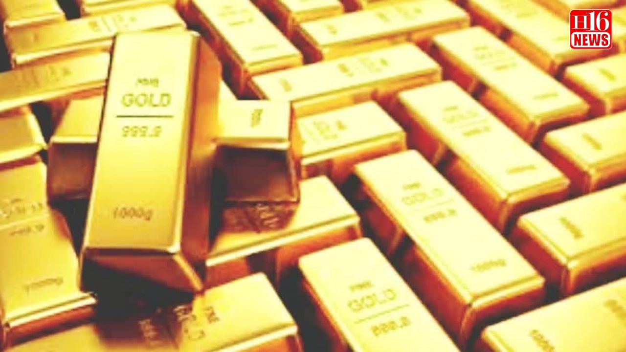 Finance Ministry’s DFS Seeks Exemption For Small Gold Loans, Recommends Jan 2026 Rollout Of RBI Norms